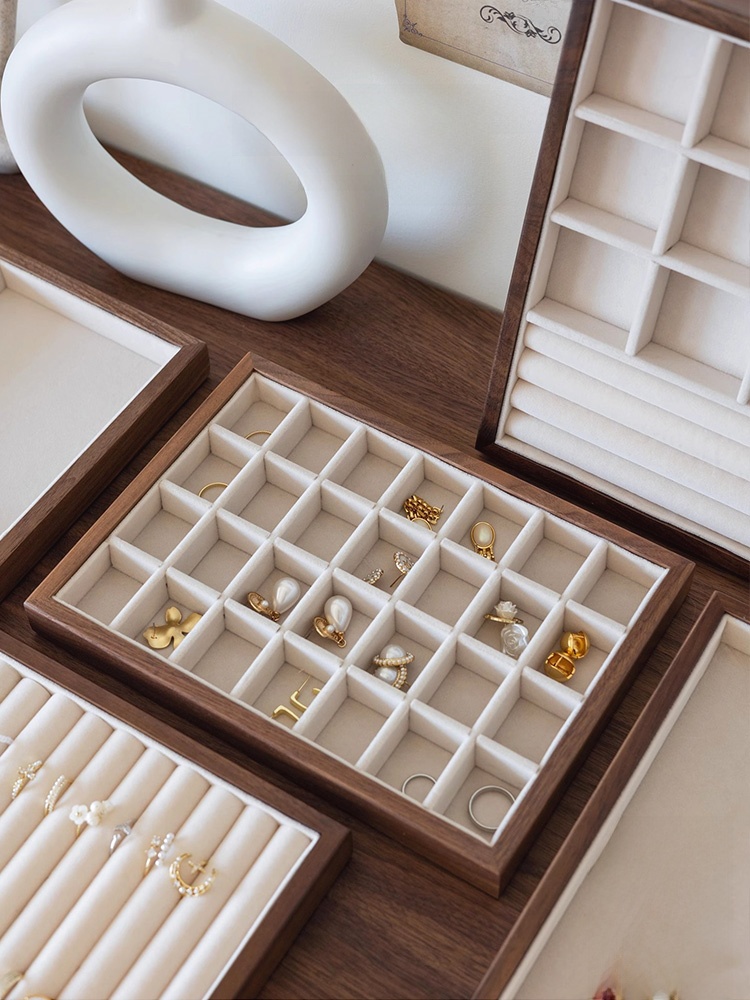 Home Decor Brand - Modern Simplici Wooden Jewelry Ring Tray
